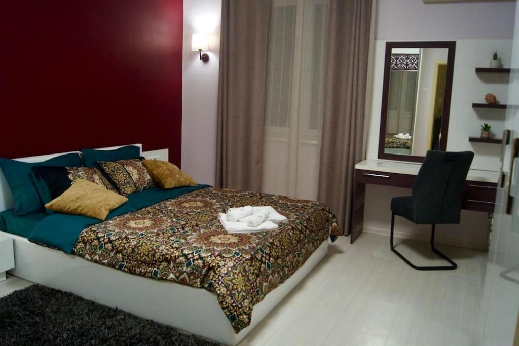 Cozy 2Br Oasis In Central Burgasz Kültér fotó