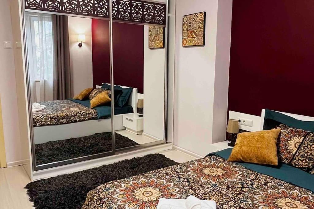 Cozy 2Br Oasis In Central Burgasz Kültér fotó